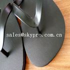आरामदायक काले सादा फ्लिप फ्लॉप / सैंडल पहनें प्रतिरोधी ग्रीष्मकालीन बीच चप्पल